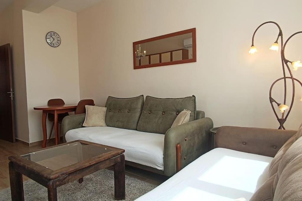 Private Apartment, Baba Tonka St Apartment *